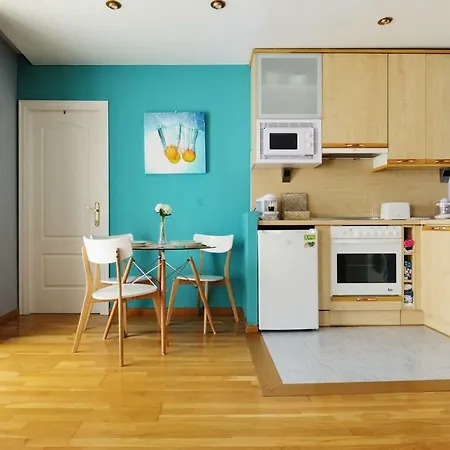 Cesar Augusto Apartment